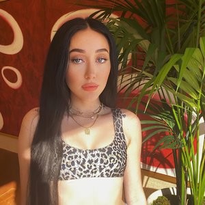 Noah Cyrus Sexy & Topless (19 Photos + Video) - Leaked Nudes