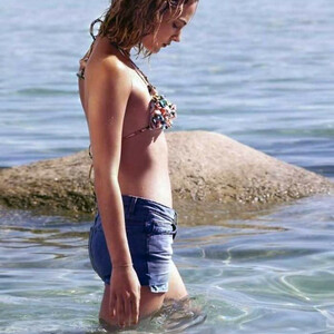 Best Celebrity Nude Nora Arnezeder 061 pic