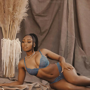 Normani Displays Her Tits in Lingerie (5 Photos) - Leaked Nudes