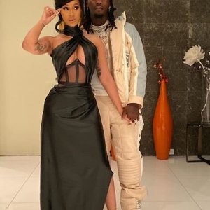 Offset and Cardi B Blow $100K in Ones at a Strip Club in Los Angeles (18 Photos) – Leaked Nudes