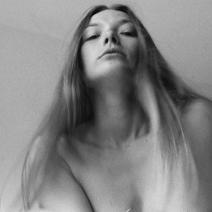 Celebrity Nude Pic Olga Kobzar 004 pic