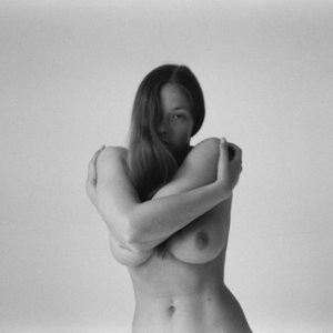 Nude Celeb Olga Kobzar 007 pic