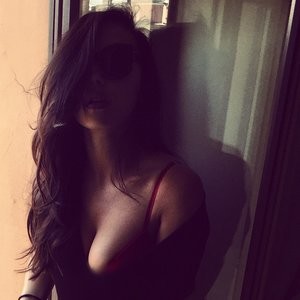Olga Seryabkina Cleavage (5 Photos) – Leaked Nudes