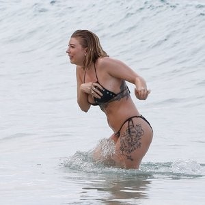 Leaked Celebrity Pic Olivia Buckland 012 pic