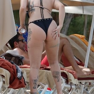 Nude Celebrity Picture Olivia Buckland 046 pic