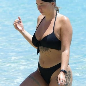 Naked celebrity picture Olivia Buckland 040 pic