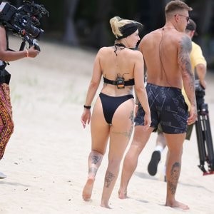Nude Celebrity Picture Olivia Buckland 091 pic