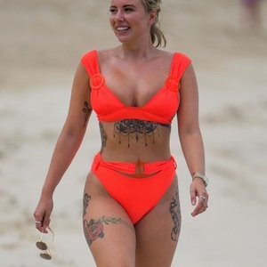 Naked Celebrity Pic Olivia Buckland 023 pic