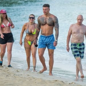 Nude Celebrity Picture Olivia Buckland 044 pic