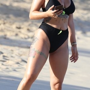 Celebrity Nude Pic Olivia Buckland 049 pic