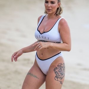 Nude Celebrity Picture Olivia Buckland 017 pic