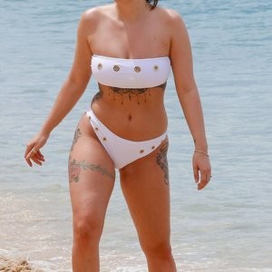 Real Celebrity Nude Olivia Buckland 051 pic