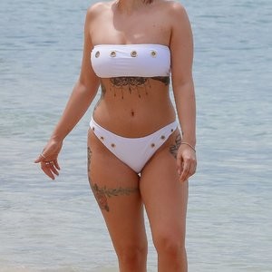 Real Celebrity Nude Olivia Buckland 089 pic