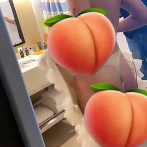 Celeb Nude Olivia Culpo 005 pic