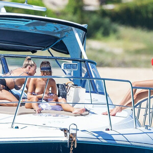 Leaked Celebrity Pic Olivia Culpo 048 pic