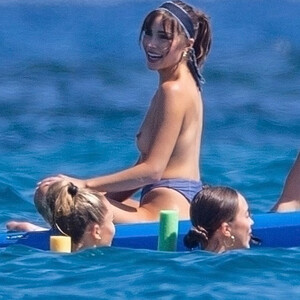 Nude Celeb Olivia Culpo 077 pic