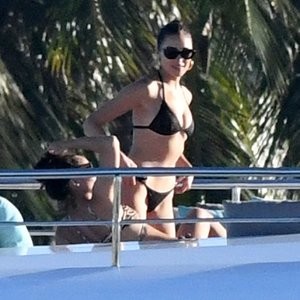 Best Celebrity Nude Olivia Culpo 007 pic