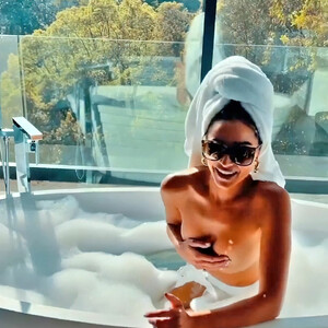 Nude Celebrity Picture Olivia Culpo 002 pic
