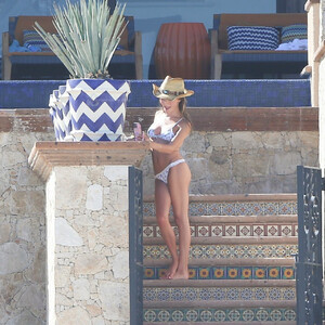 Leaked Celebrity Pic Olivia Jade Giannulli 005 pic