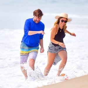 Olivia Wilde & Jason Sudeikis are All Smiles on the Beach in Malibu (20 Photos) – Leaked Nudes