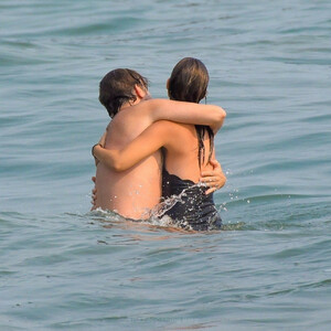 Olivia Wilde & Jason Sudeikis End Engagement After 7 Years (16 Photos) – Leaked Nudes