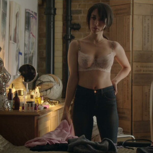 Hot Naked Celeb Oona Chaplin 030 pic