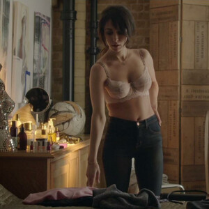Newest Celebrity Nude Oona Chaplin 046 pic
