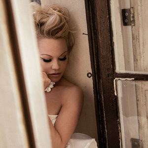 Newest Celebrity Nude Pamela Anderson 007 pic