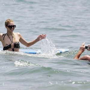 Real Celebrity Nude Paris Hilton 157 pic