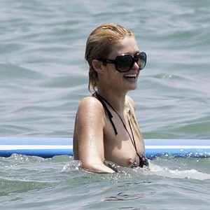 Celebrity Nude Pic Paris Hilton 164 pic