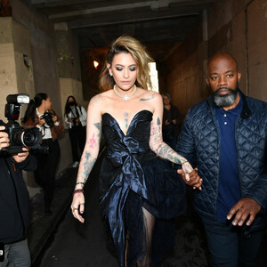 Hot Naked Celeb Paris Jackson 051 pic