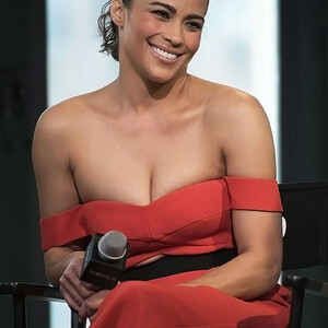 Celeb Naked Paula Patton 043 pic