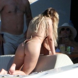 Celebrity Naked Perrie Edwards 123 pic