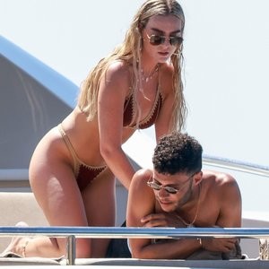 Free Nude Celeb Perrie Edwards 011 pic