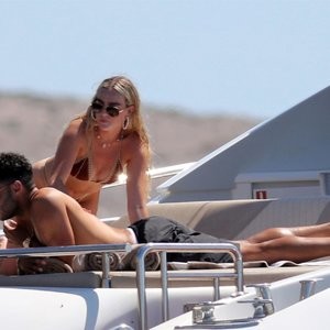 nude celebrities Perrie Edwards 059 pic