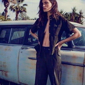 Naked celebrity picture Phoebe Tonkin 085 pic