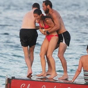 Celebrity Leaked Nude Photo Pippa Middleton 007 pic