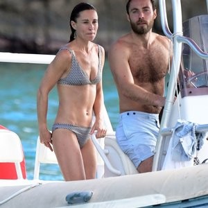 Celebrity Nude Pic Pippa Middleton 018 pic