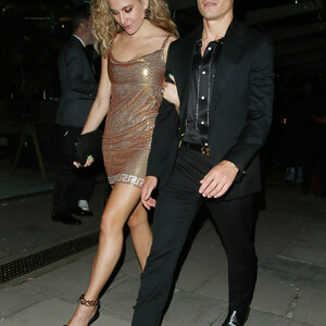 Newest Celebrity Nude Pixie Lott 115 pic