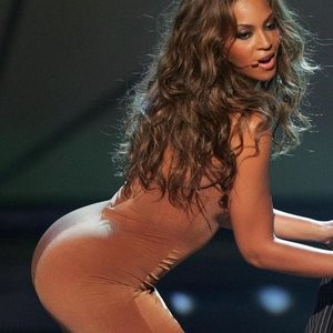 Celeb Naked Beyonce, Jennifer Lopez, Polls 002 pic