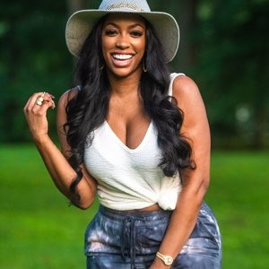 Porsha Williams Shows Off Her Cleavage at the BreonnaCon in Louisville (7 Photos) - Leaked Nudes