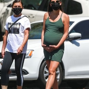 Pregnant Lea Michele Steps Out for a Walk in Santa Monica (48 Photos) – Leaked Nudes