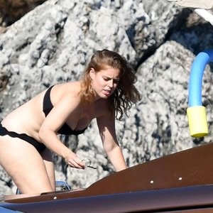 Naked celebrity picture Princess Beatrice 029 pic