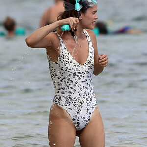 Free Nude Celeb Rachel Bilson 017 pic