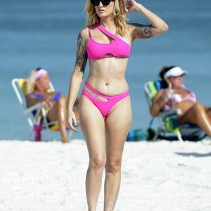 Reagan Lush Hits the Beach in Florida (25 Photos) – Leaked Nudes