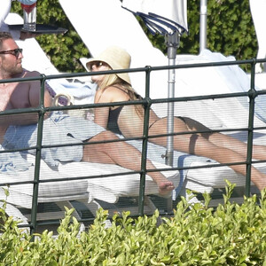 nude celebrities Rebecca Rittenhouse 054 pic