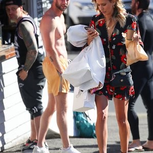 Leaked Celebrity Pic Renee Bargh 018 pic