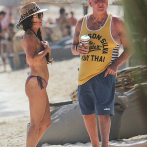 Ric Flair & Wendy Barlow Enjoy the Sun with Family in Tulum (19 Photos) – Leaked Nudes
