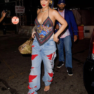Celeb Nude Rihanna 005 pic