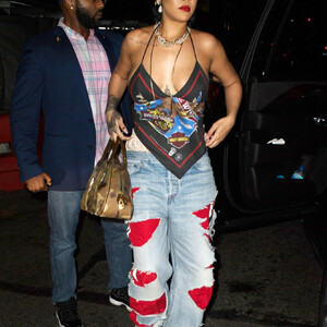 Leaked Rihanna 010 pic